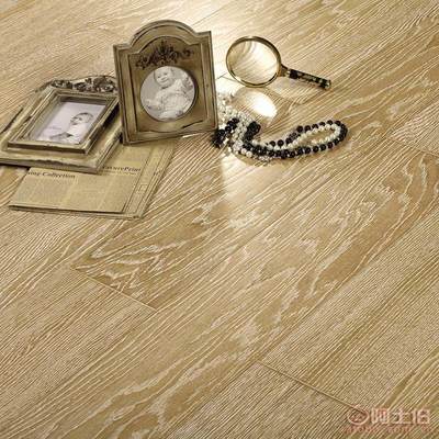 宏鑫实木复合地板 地暖家居的欧式防滑之选